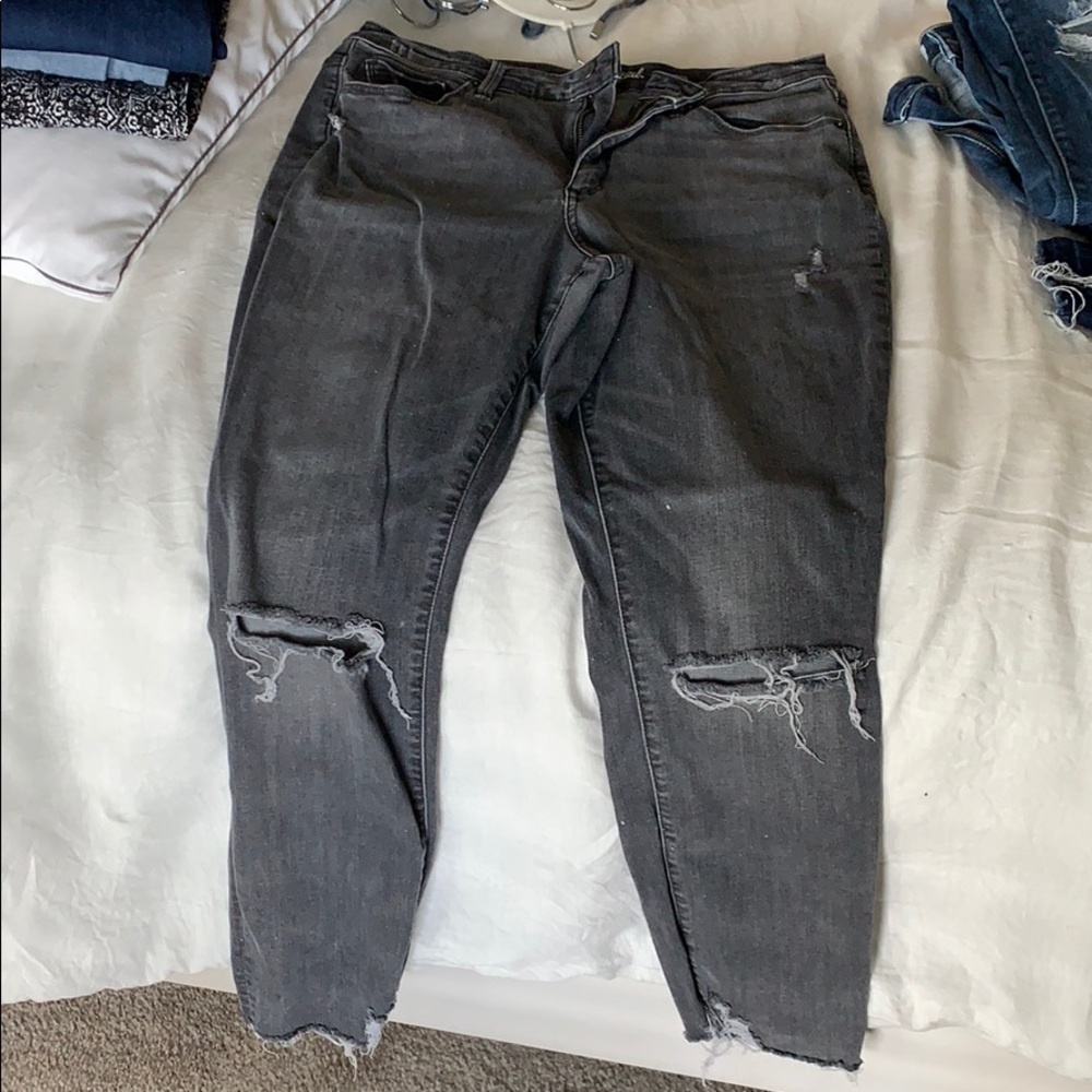 Grey jeans